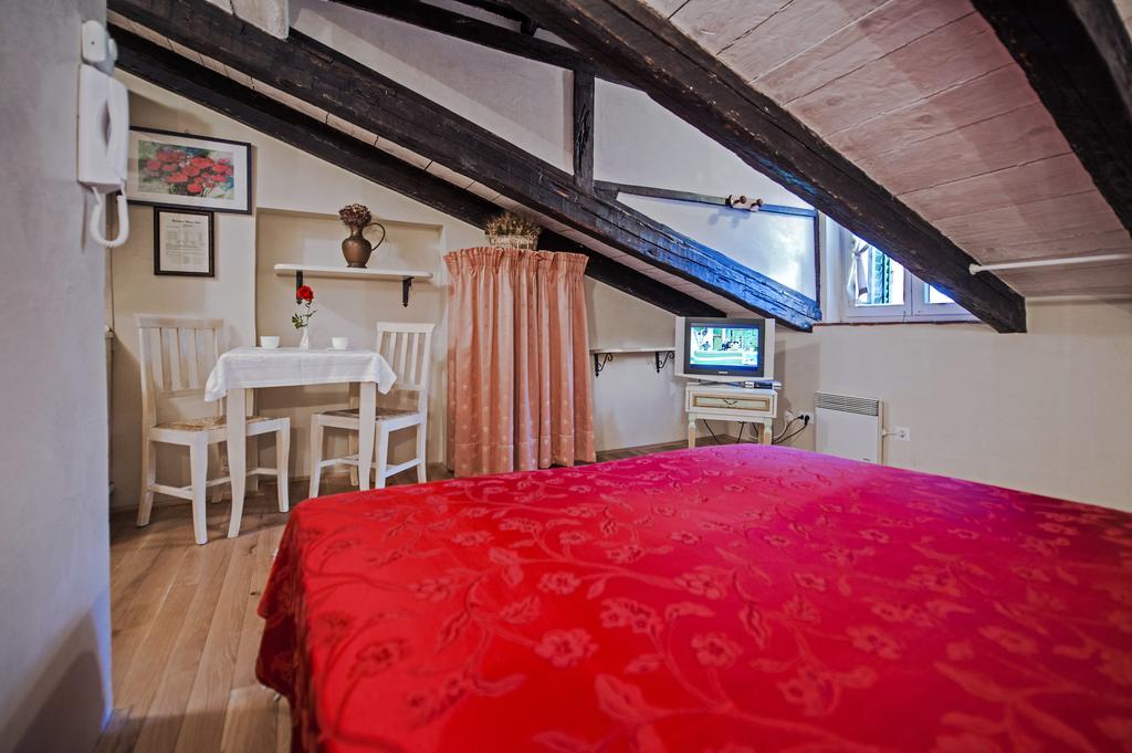 Residence Marco Polo Centro Storico Ρόβινι Εξωτερικό φωτογραφία
